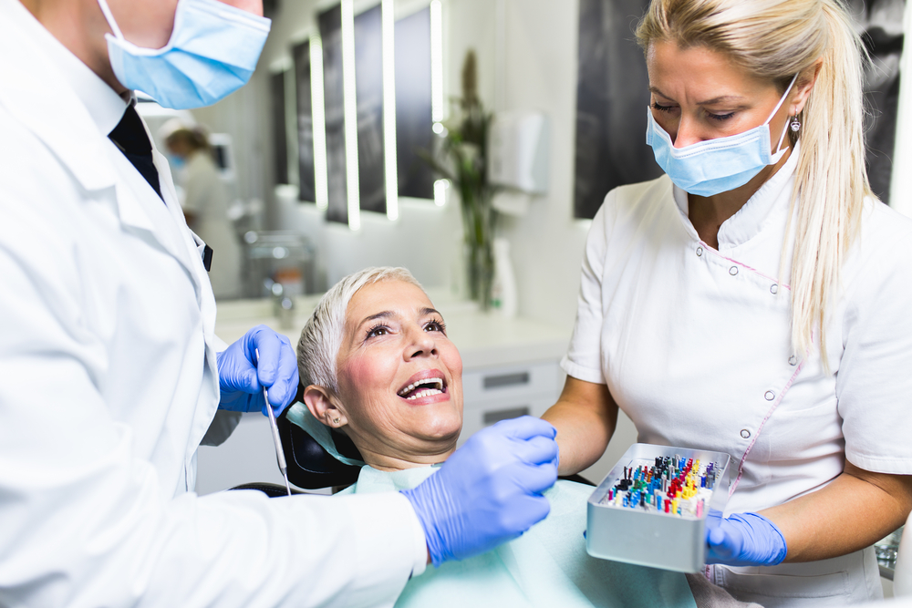 What Are The Signs That Make You See A Family Dentist Brampton?